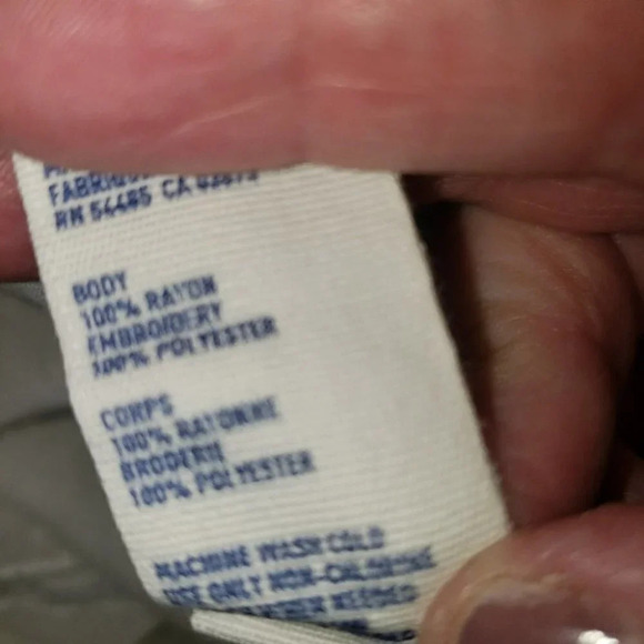 AEO XS white embroidered top w/ scalloped trim - Picture 4 of 5